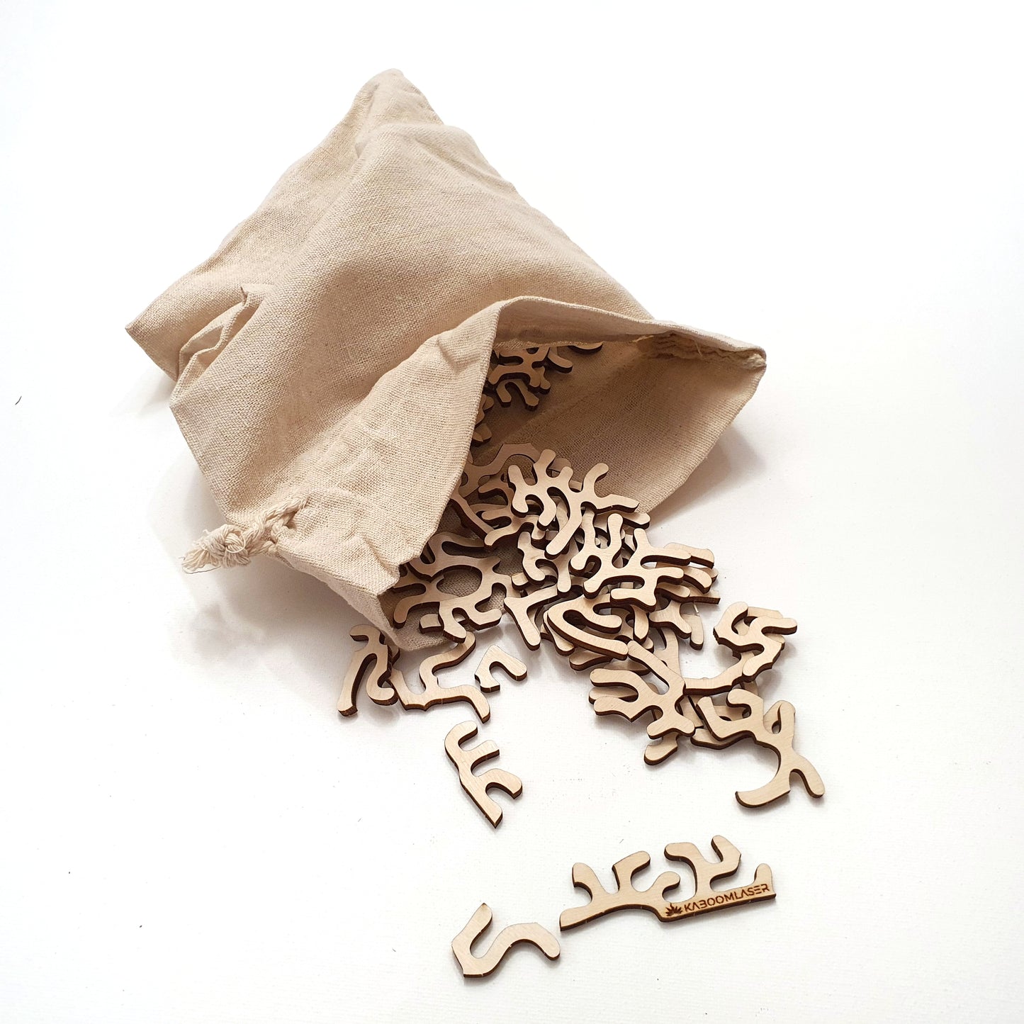 Poes | Houten Puzzel | Entropy serie | 71 stukjes - kaboomlaser